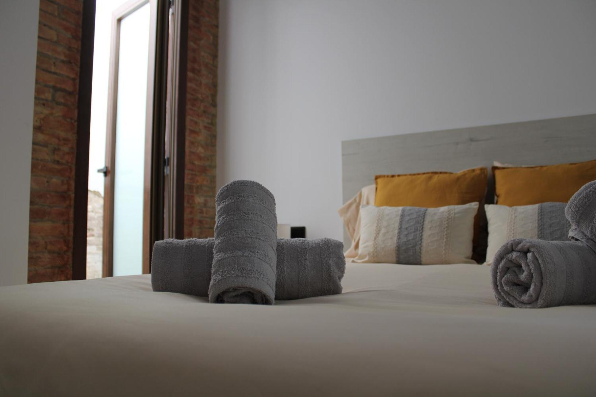Las Arenas Suites 3 Playa Valencia Eksteriør billede