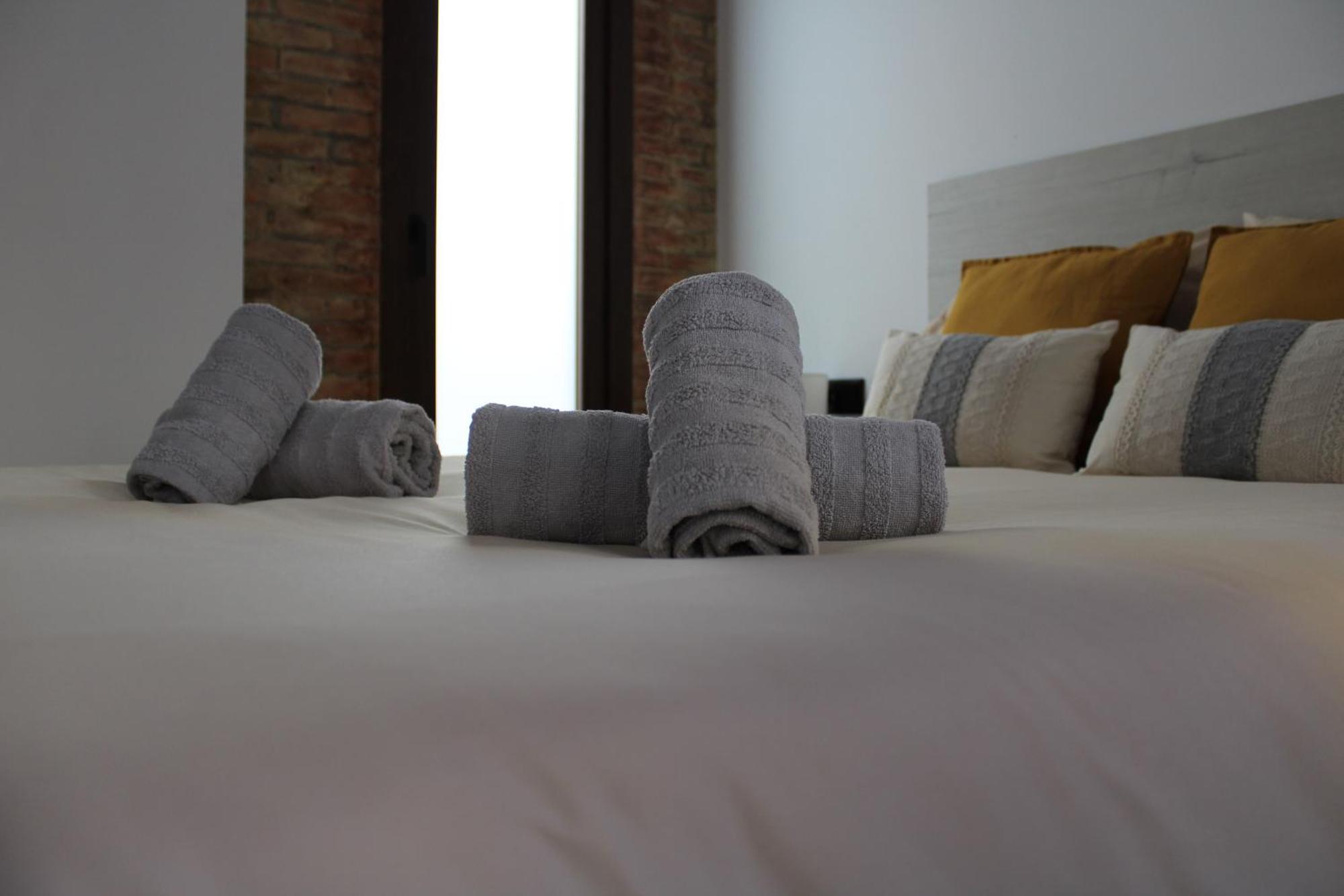 Las Arenas Suites 3 Playa Valencia Eksteriør billede