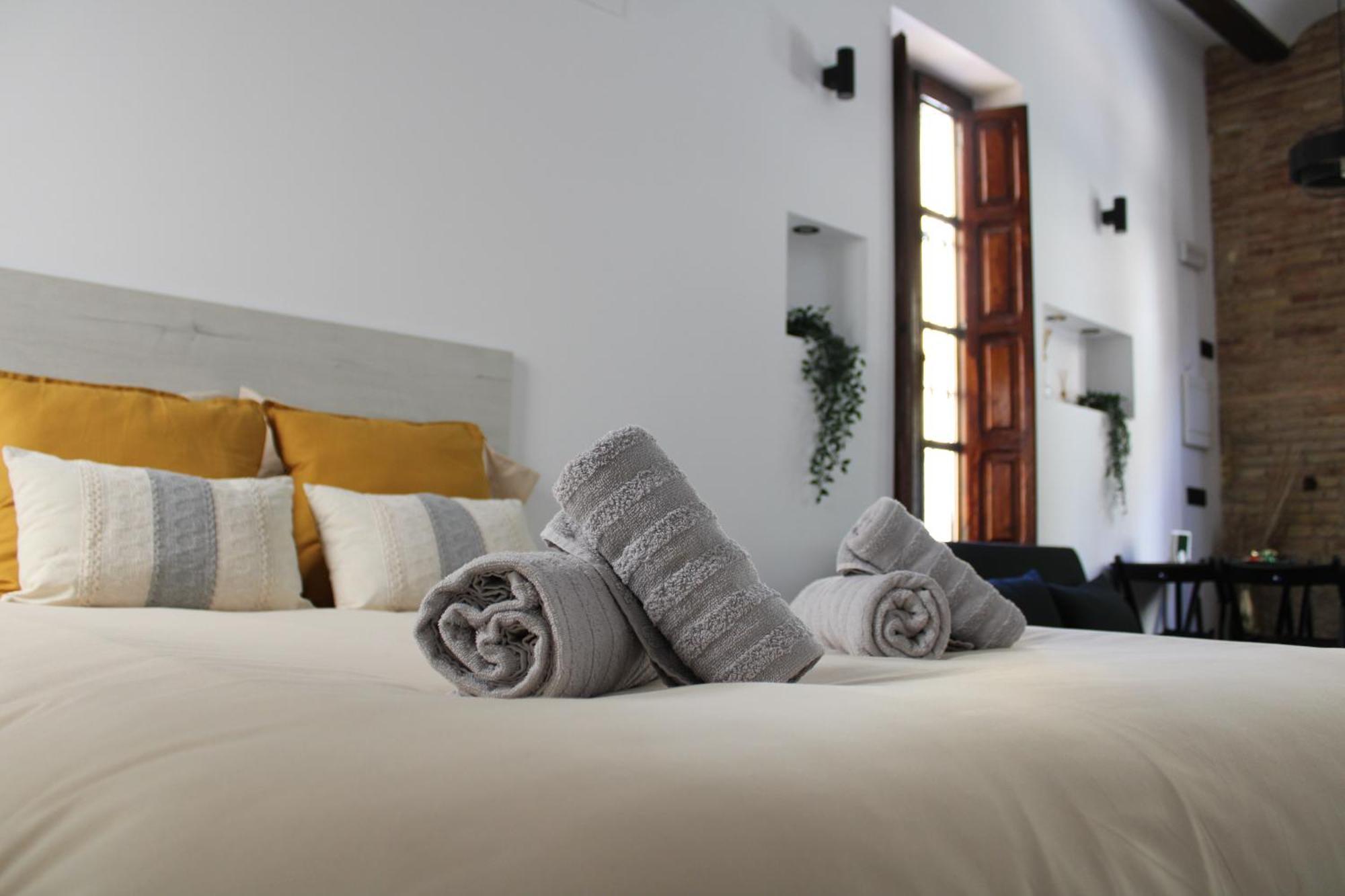 Las Arenas Suites 3 Playa Valencia Eksteriør billede